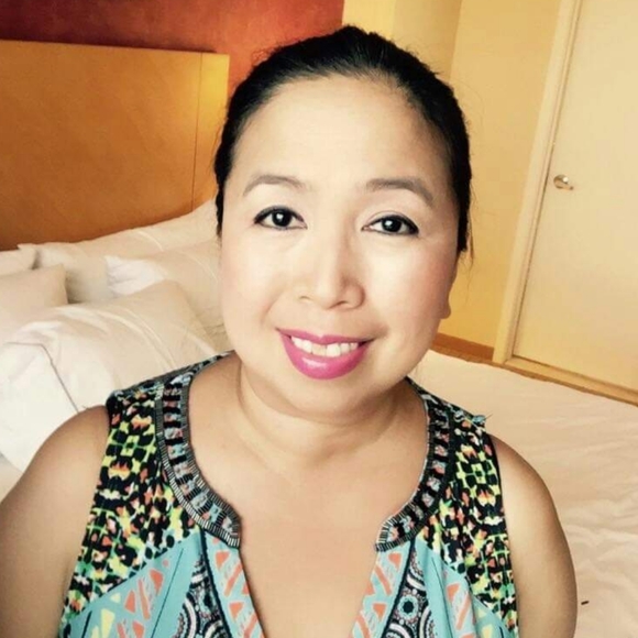 Meet your Posher, TwinCitiesPosh - Picture 3 of 4